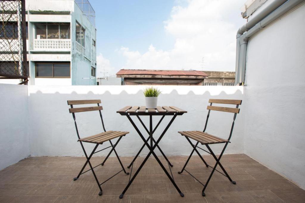 Oh Boutique Guesthouse. Bangkok Exterior photo
